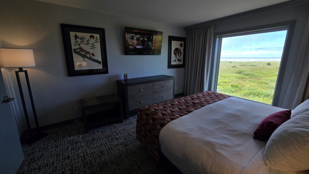 Quinault Beach Resort & Casino Thunderbird Suite Master Bedroom Ocean View