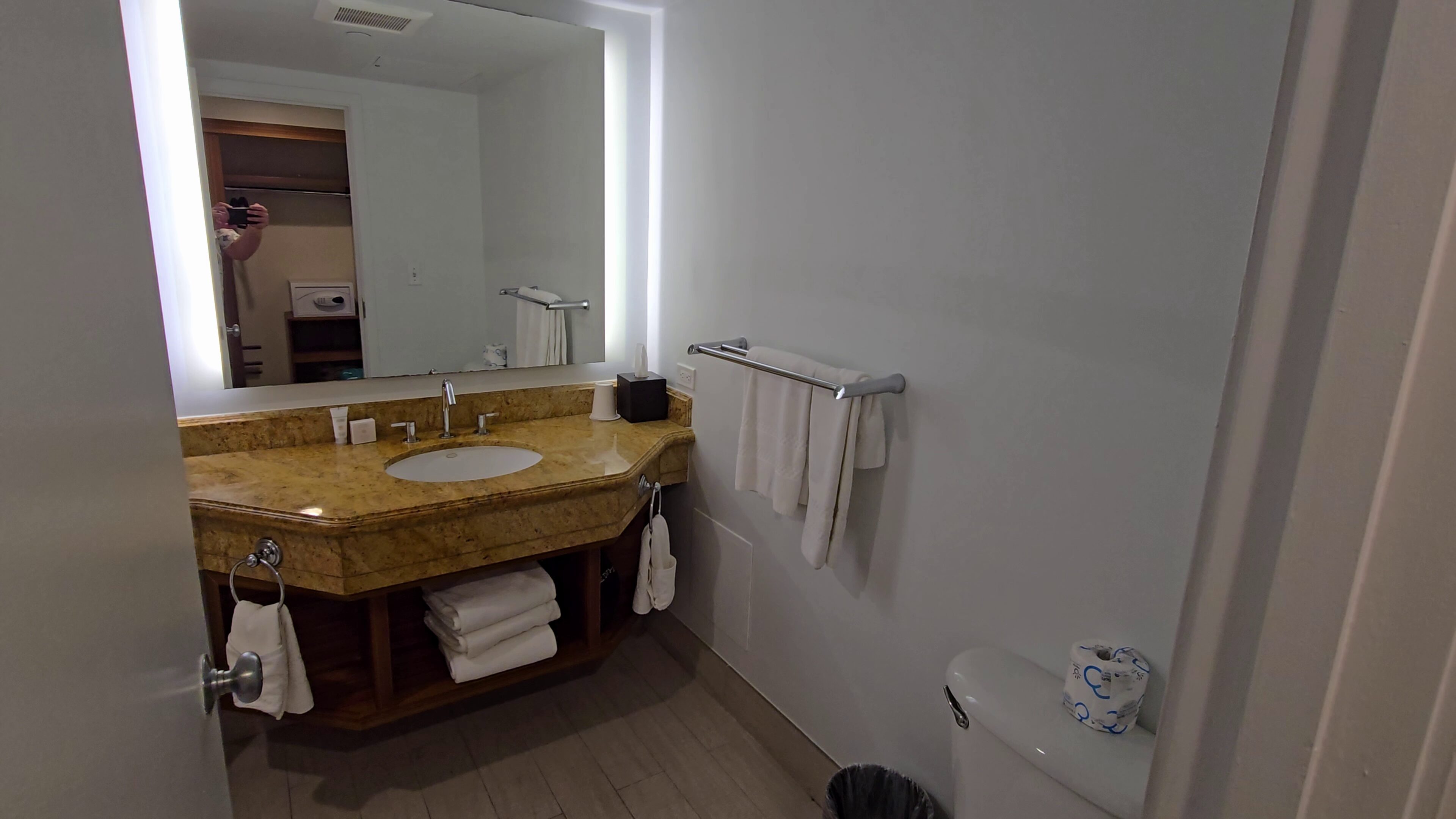 King Terrace Room Bathroom Vanity Ultimate Coral Hotel Atlantis Bahamas Guide » King Terrace Room Bathroom Vanity Ultimate Coral Hotel Atlantis Bahamas Guide