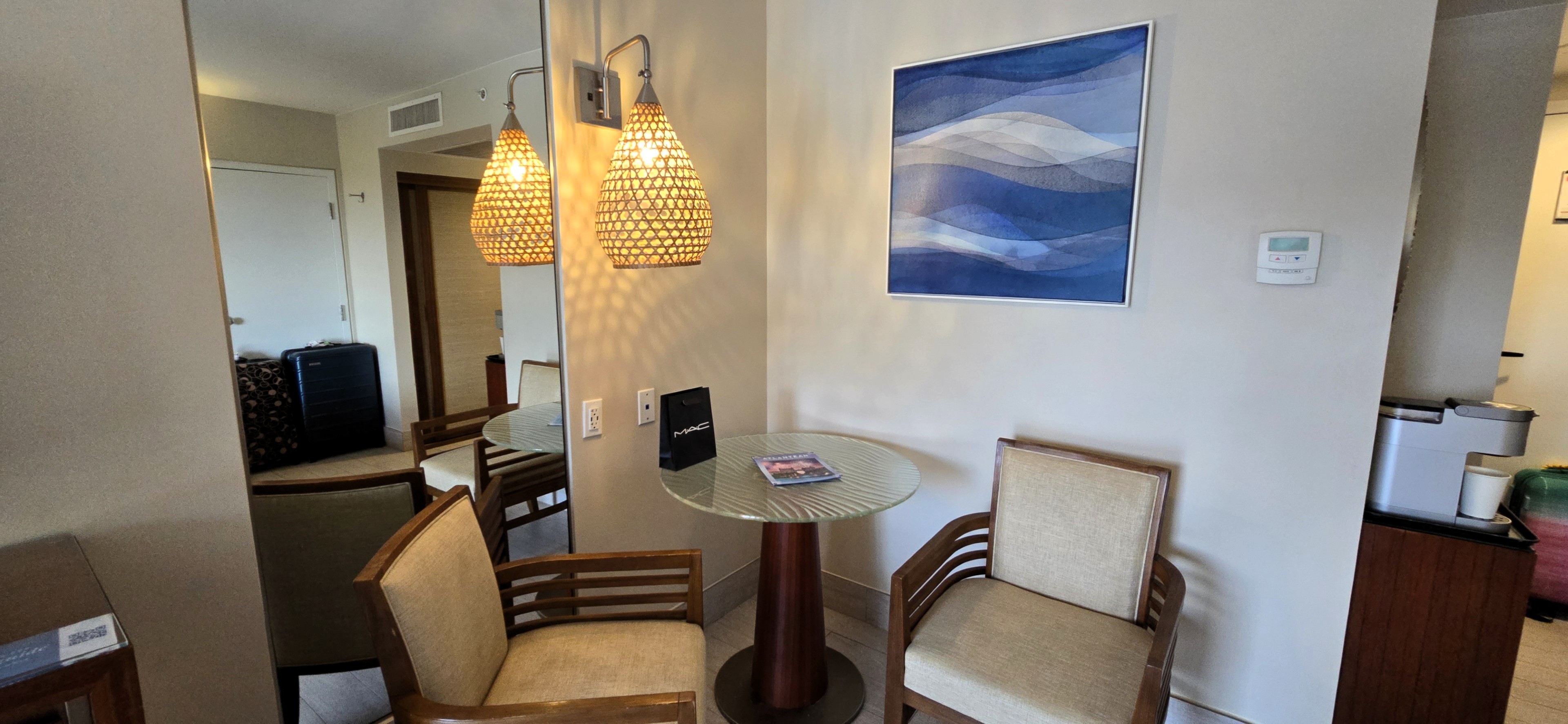 King Terrace Room Table Area Ultimate Coral Hotel Atlantis Bahamas Guide » King Terrace Room Table Area Ultimate Coral Hotel Atlantis Bahamas Guide