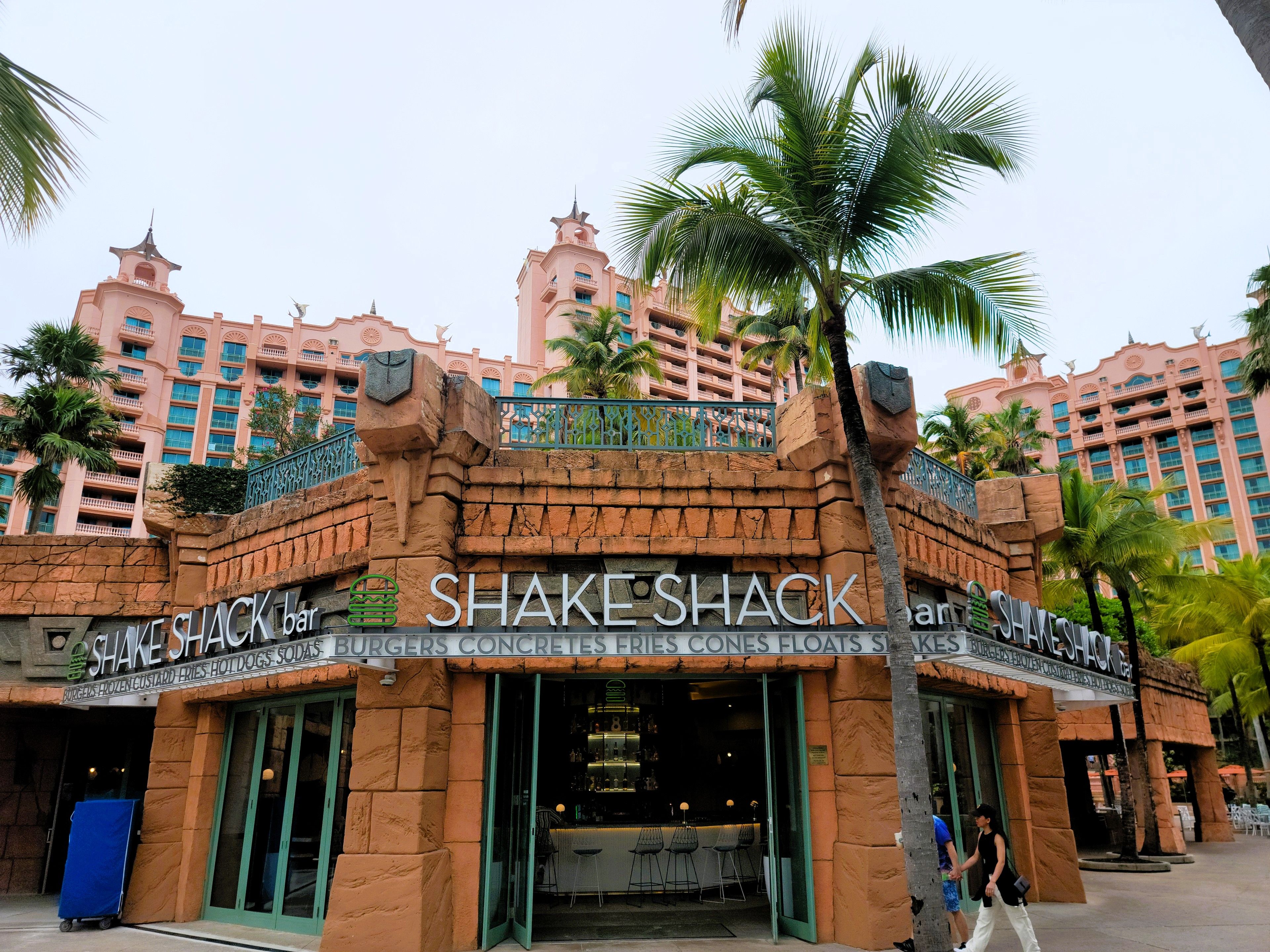 Shake Shack Atlantis Bahamas at Aquaventure Near Paradise Cove Beach »