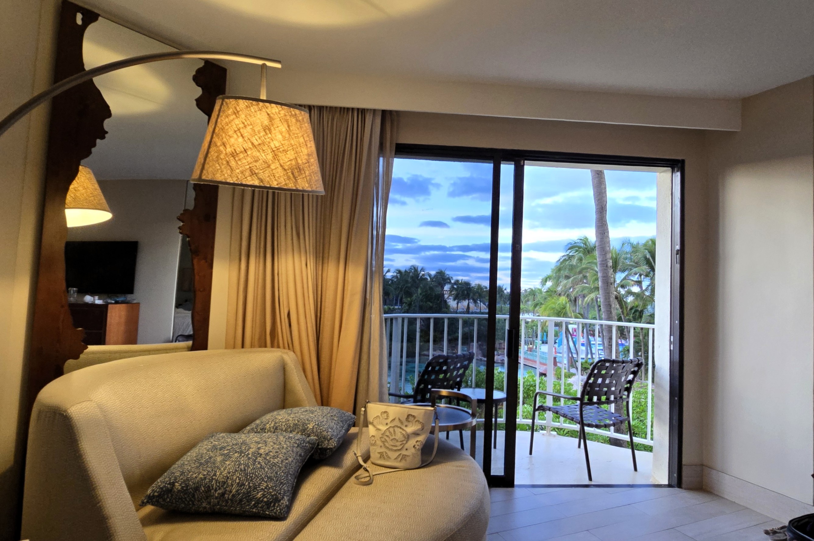 Terrace King Room Couch Ultimate C The Coral at Atlantis Bahamas review » Terrace King Room Couch Ultimate Coral Hotel – The Coral at Atlantis Bahamas review